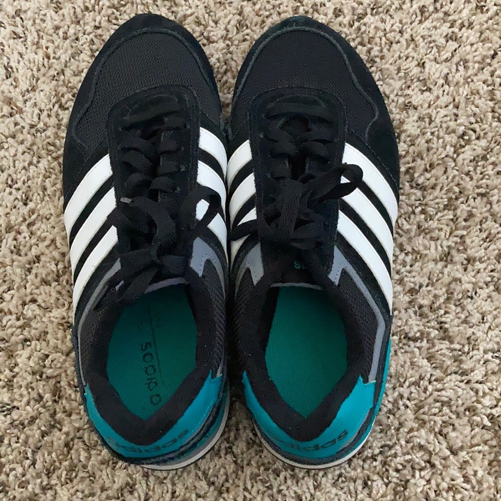 Adidas Neo Cloudfoam size 7 1/2 Men’s Like New - Picture 2 of 5